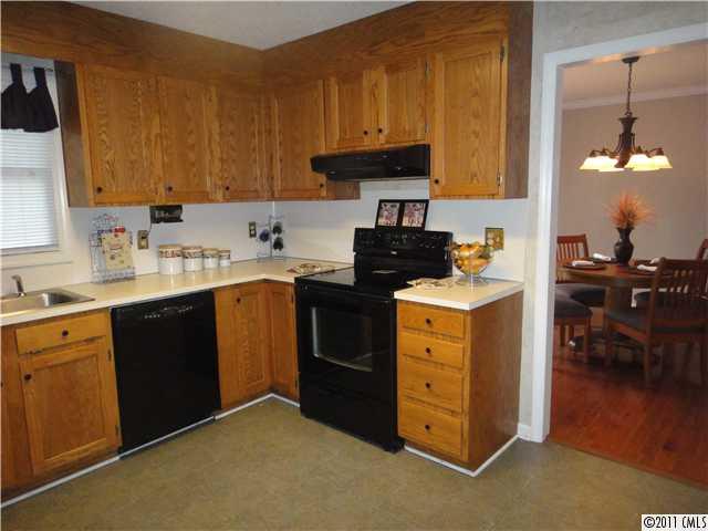 172 Dunlap Gate Road Statesville, NC 28625 - Photo 8 of 16 Gallery Image 8