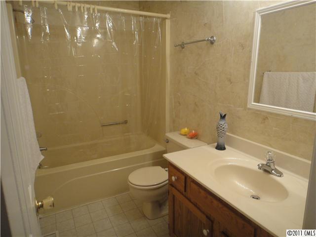 172 Dunlap Gate Road Statesville, NC 28625 - Photo 10 of 16 Gallery Image 10