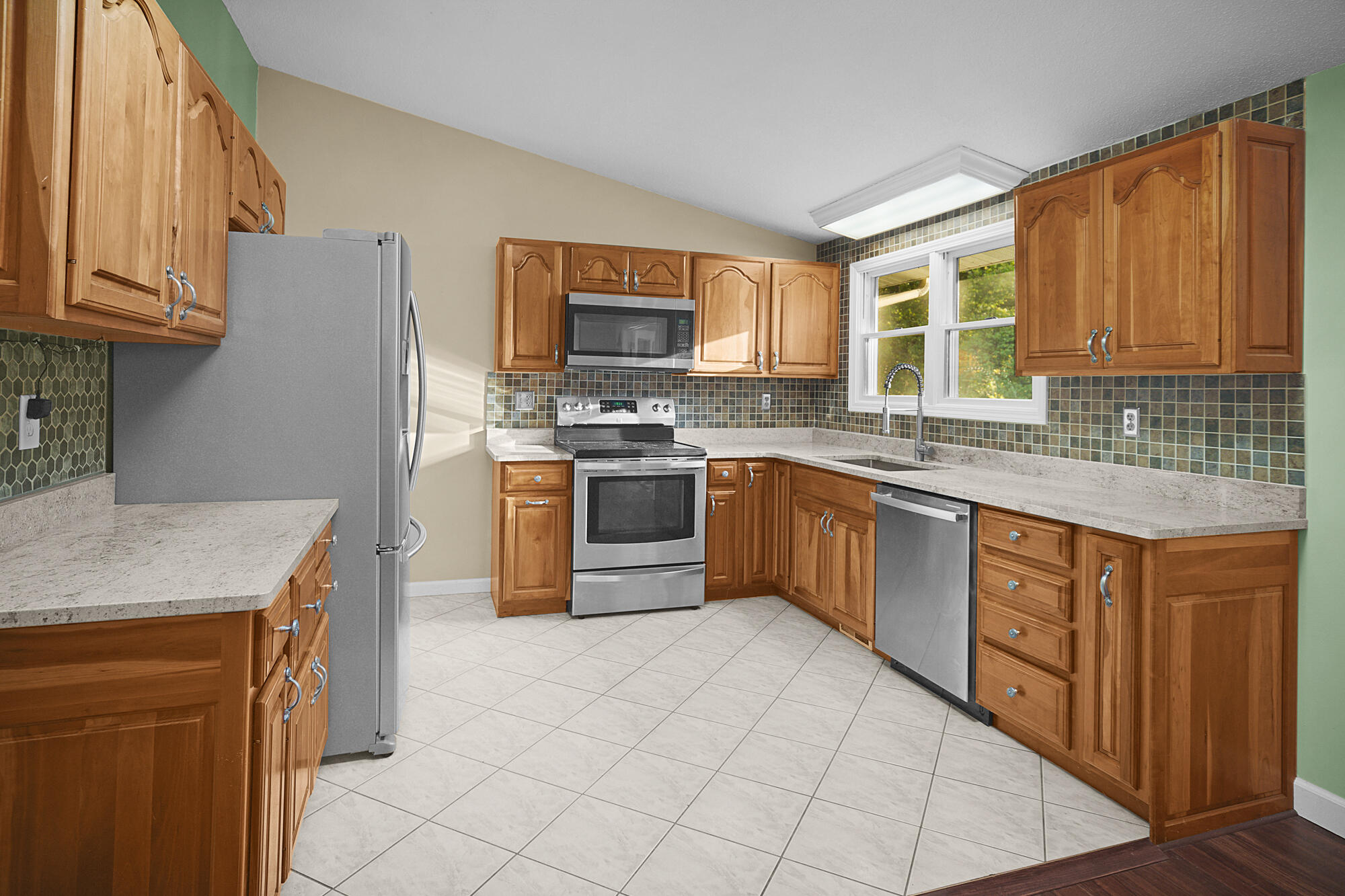 187 South Behnke Road Coldwater, MI 49036 - Photo 7 of 33 DSC01801