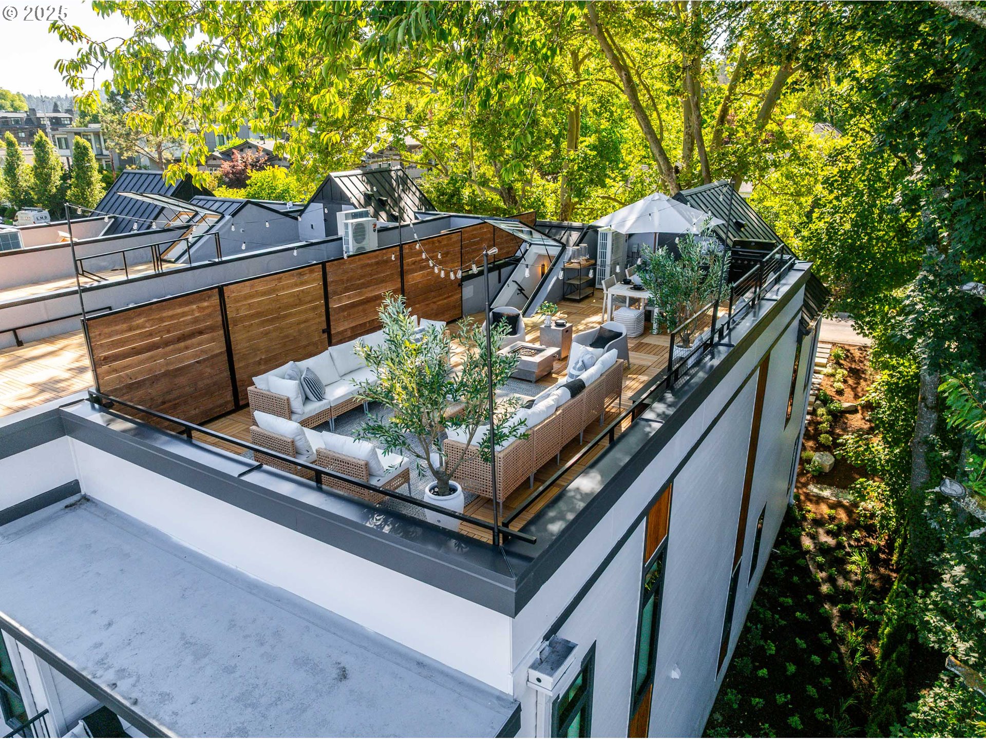 701 1st Street Lake Oswego, OR 97034 - Photo 33 of 42 a view of outdoor space and deck