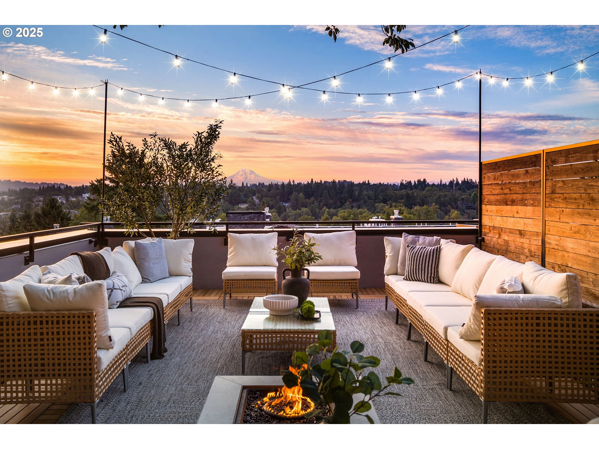 701 1st Street Lake Oswego, OR 97034 - Photo 6 of 42 a terrace view with seating space