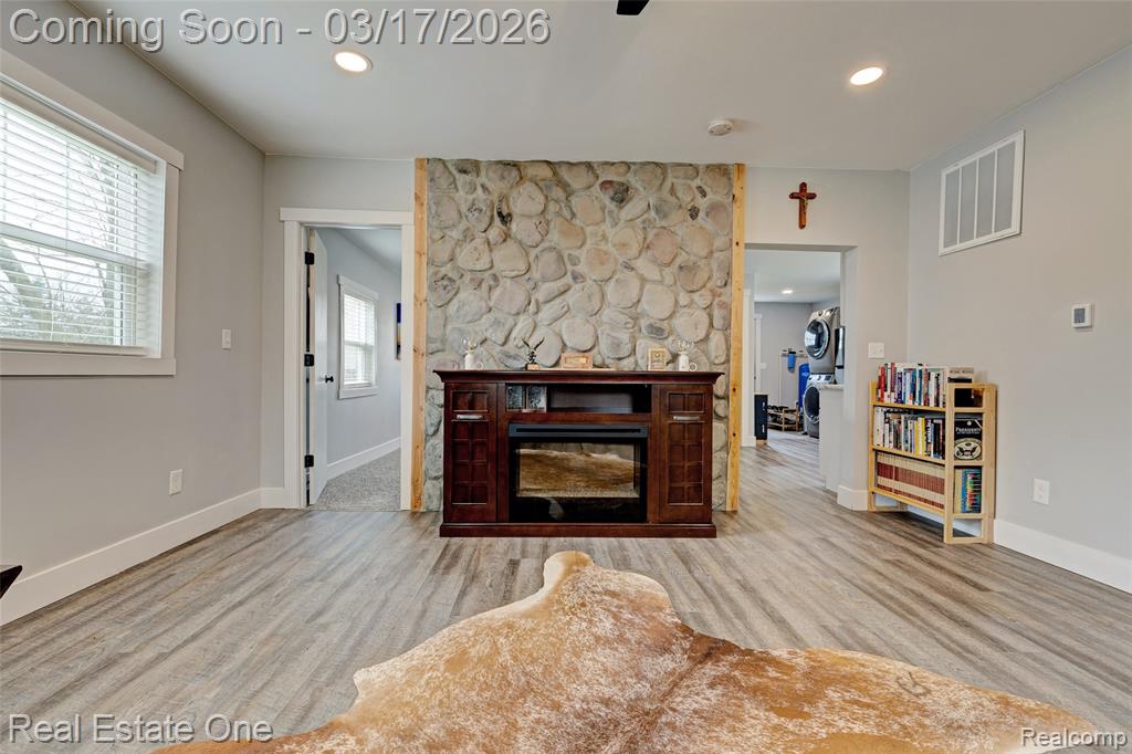 11068 Fenton Road Fenton, MI 48430 - Photo 6 of 55 Gallery Image 6