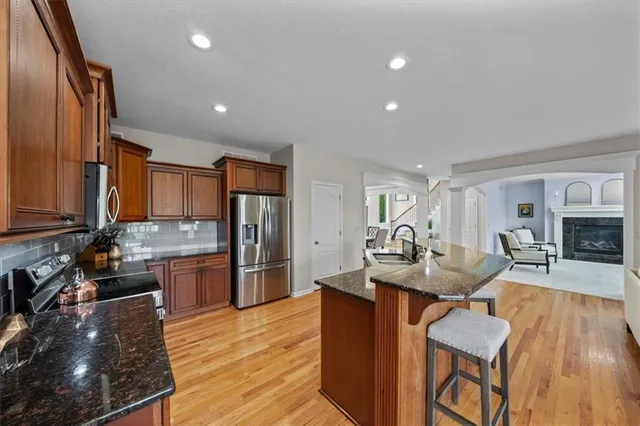 $679,900 | 15813 Linden Street, Overland Park, KS 66224