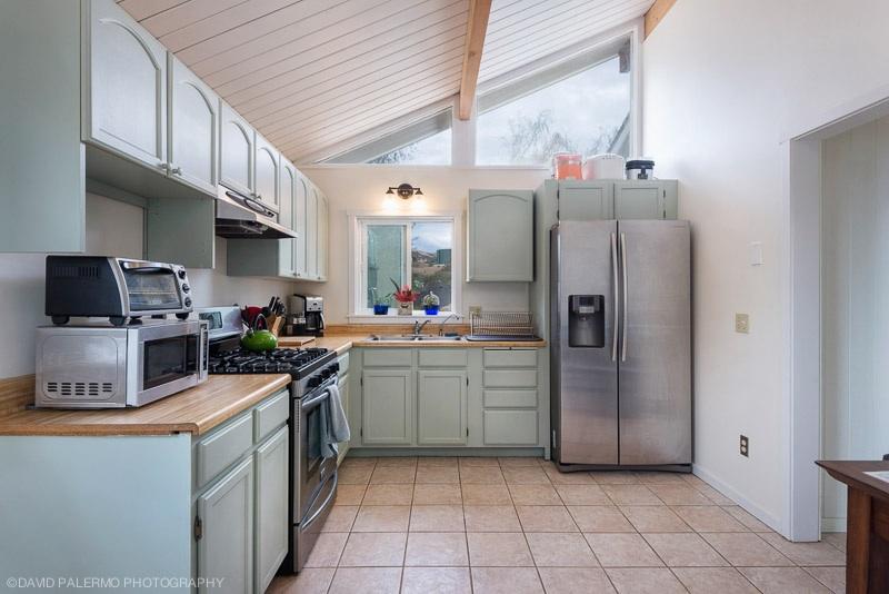 4888 Ogram Road Santa Barbara, CA 93105 - Photo 4 of 11 Kitchen