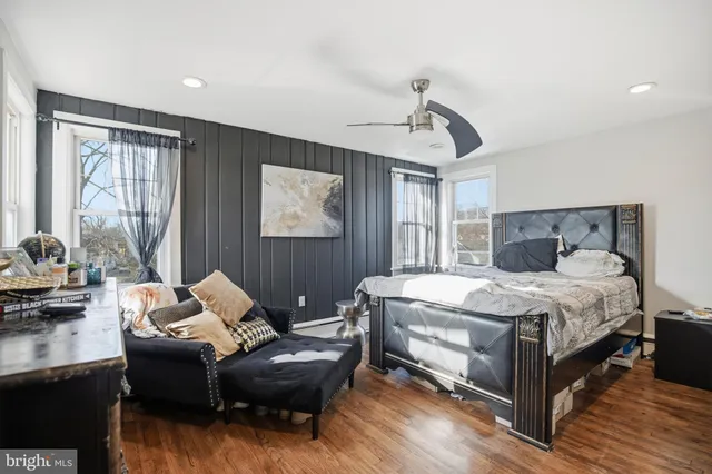 $319,900 | 444 Lincoln Avenue, Paulsboro, NJ 08066