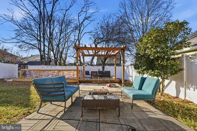 $319,900 | 444 Lincoln Avenue, Paulsboro, NJ 08066