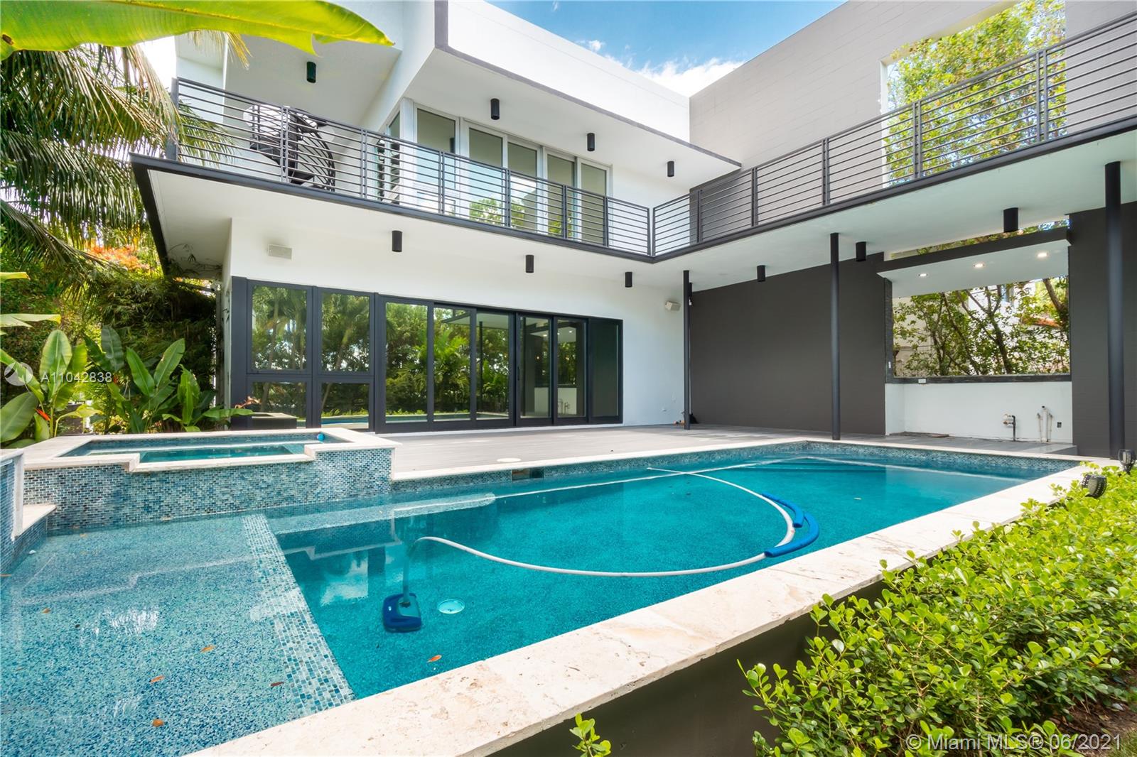 2020 Alton Road Miami Beach, FL 33140 - Photo 1 of 47
