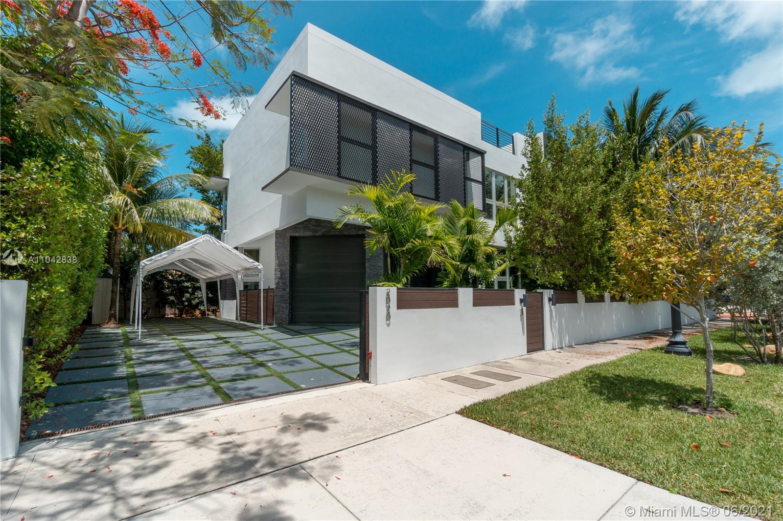 2020 Alton Road Miami Beach, FL 33140 - Photo 2 of 47