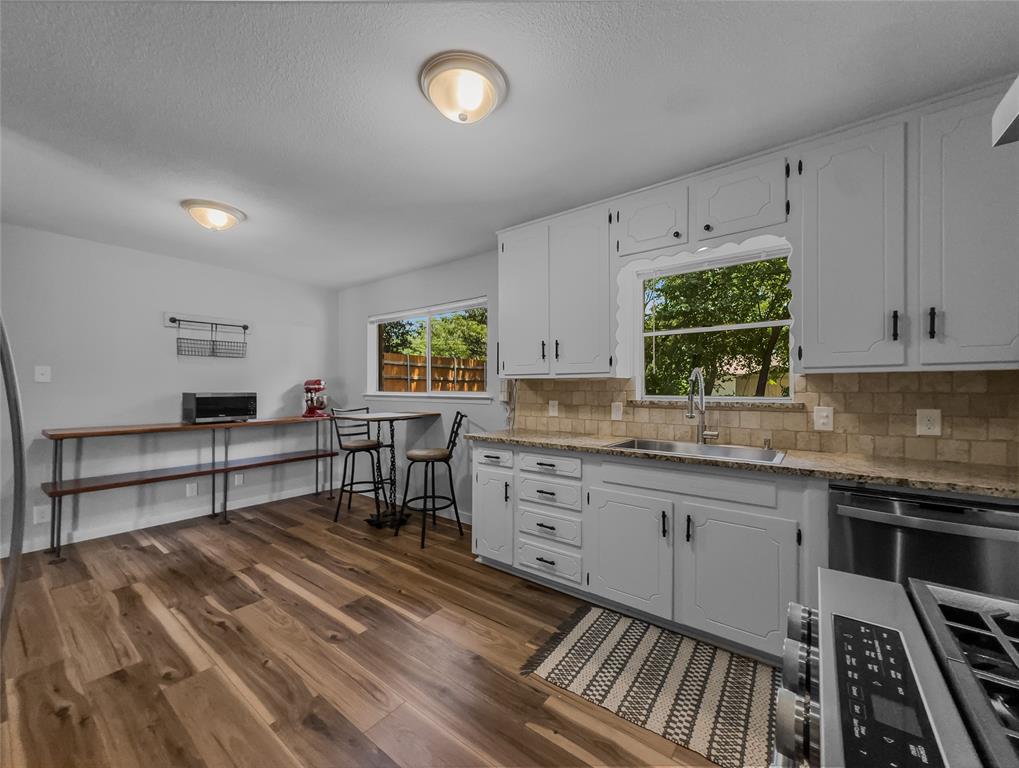 703 Whitener Road Euless, TX 76040 - Photo 7 of 25 Gallery Image 7