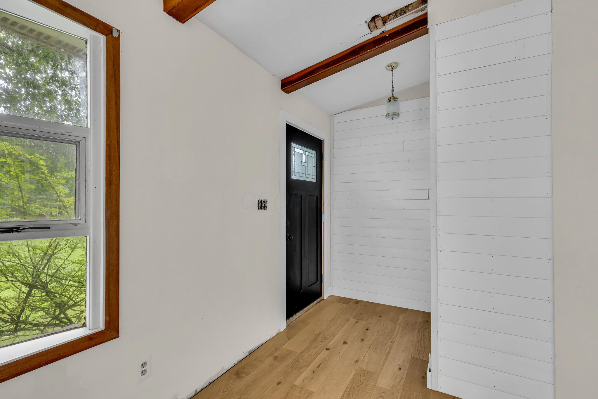 7974 Big Walnut Road Westerville, OH 43082 - Photo 2 of 34 Entry