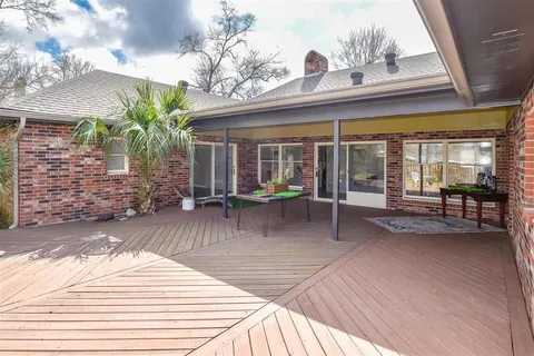 $450,000 | 4106 Lucas Lane, Lake Charles, LA 70605