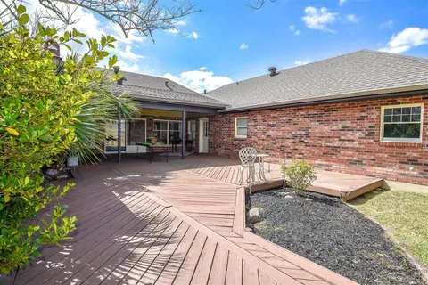 $450,000 | 4106 Lucas Lane, Lake Charles, LA 70605