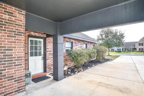 $450,000 | 4106 Lucas Lane, Lake Charles, LA 70605