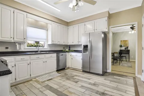 $450,000 | 4106 Lucas Lane, Lake Charles, LA 70605