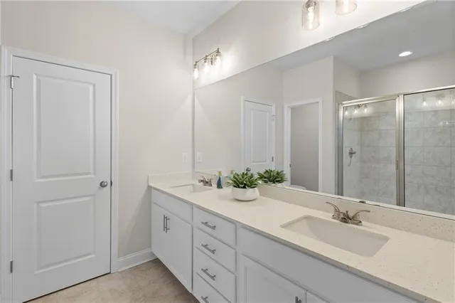 $2,800 | 1230 Ainsworth Alley, Sugar Hill, GA 30518