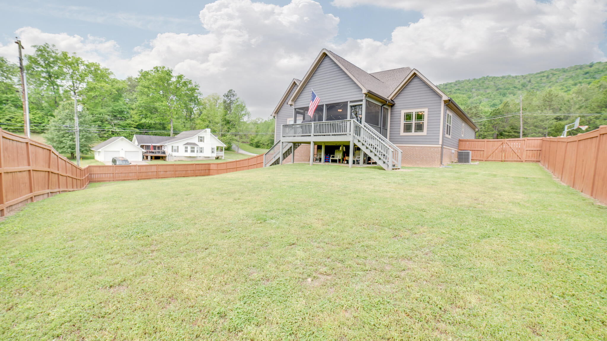146 Dower Road Chattanooga, TN 37419 - Photo 33 of 34 20240424-ESD03809HDR-Edit