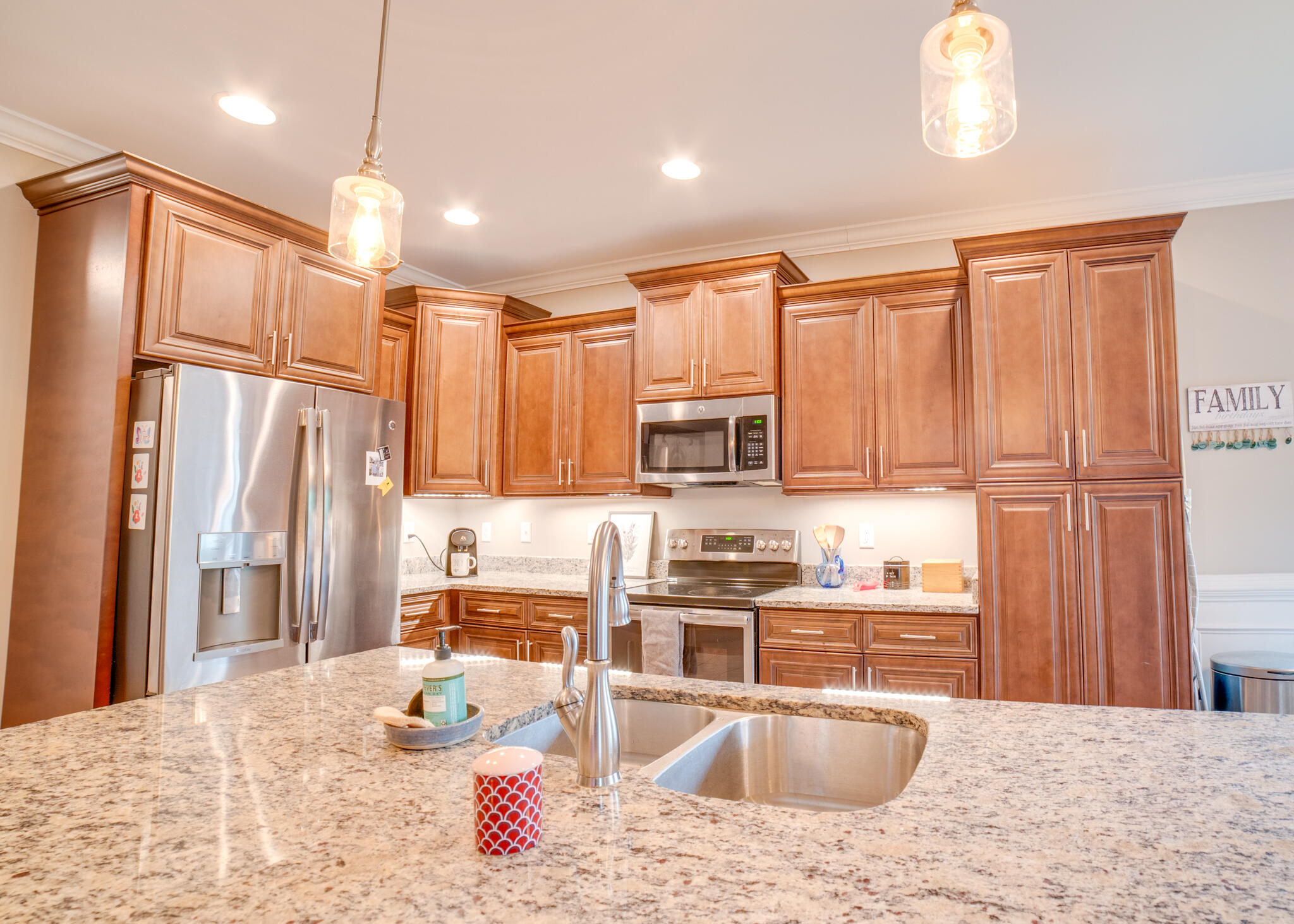 146 Dower Road Chattanooga, TN 37419 - Photo 6 of 34 20240424-ESD03654HDR-Edit
