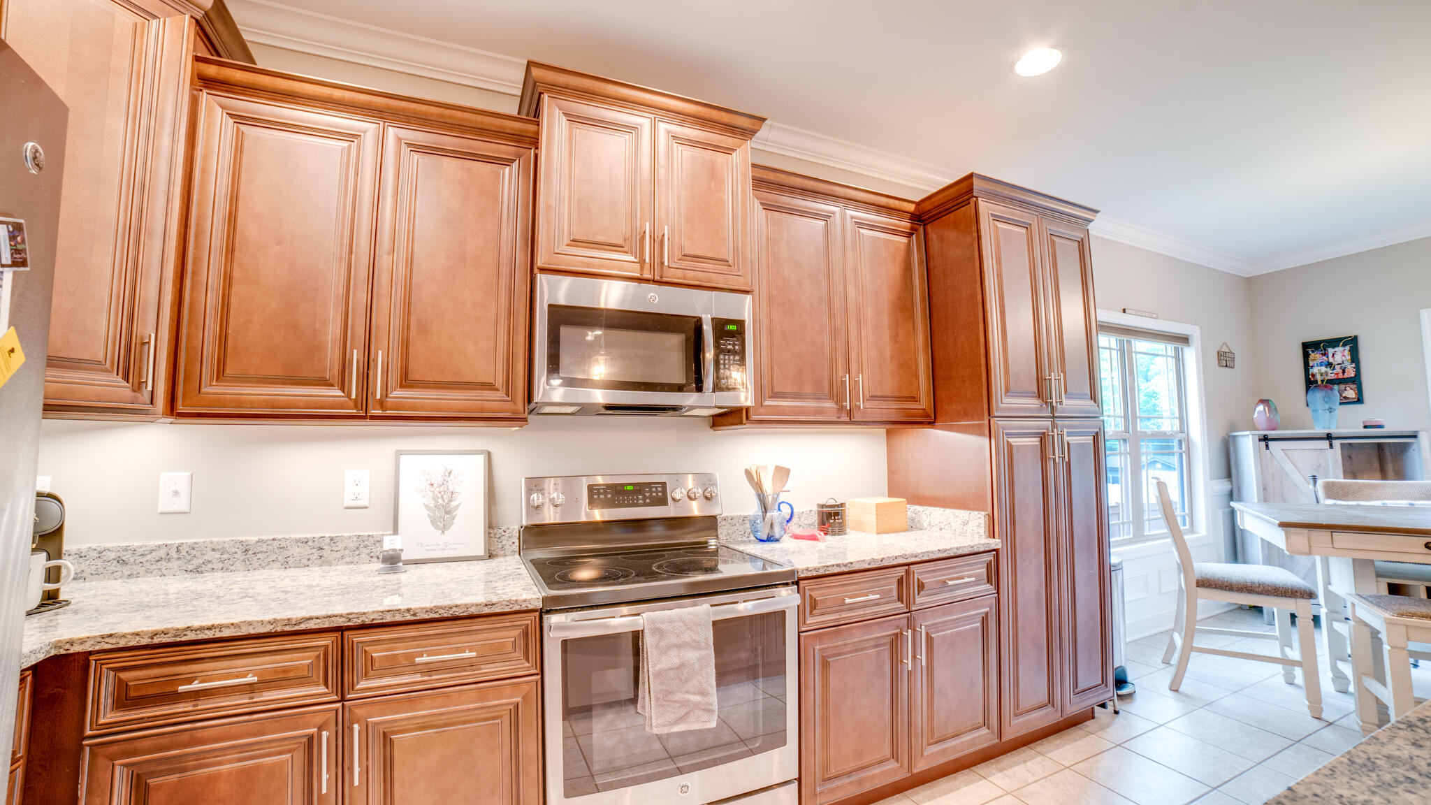 146 Dower Road Chattanooga, TN 37419 - Photo 7 of 34 20240424-ESD03649HDR-Edit-3