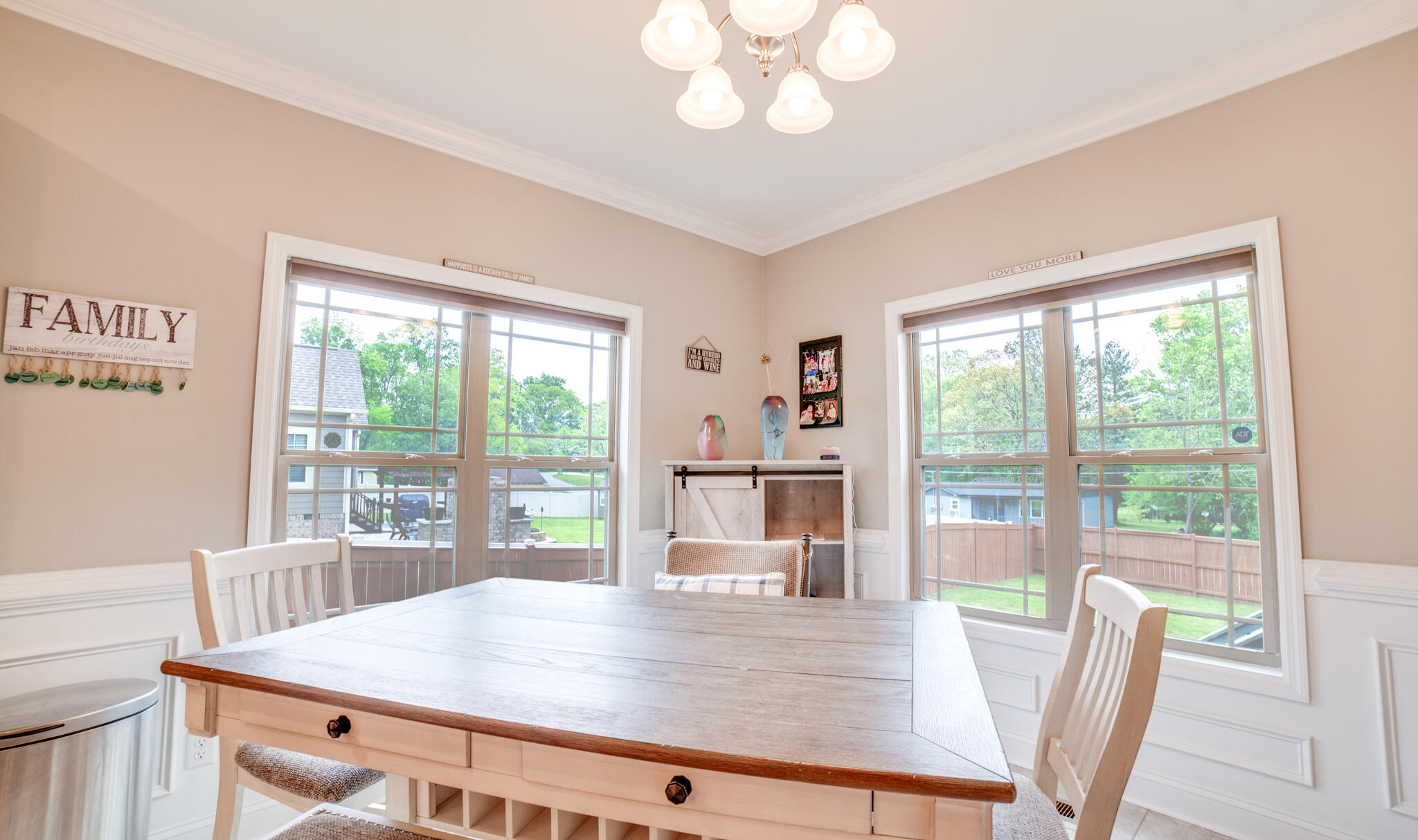 146 Dower Road Chattanooga, TN 37419 - Photo 8 of 34 20240424-ESD03639HDR-Edit