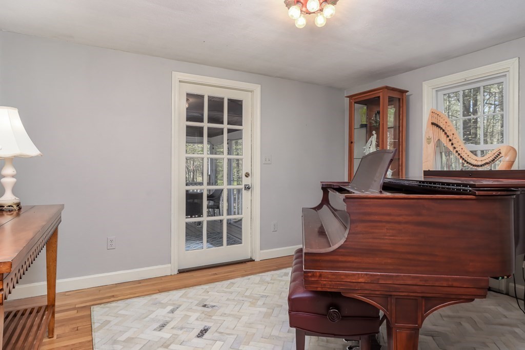 219 Nashua Road Groton, MA 01450 - Photo 10 of 29 Gallery Image 10