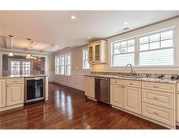 53 Carver Road, Unit 2 Watertown, MA 02472 - Photo 11 of 26