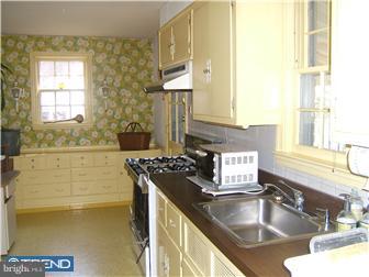 10 Lawnside Road Cheltenham, PA 19012 - Photo 5 of 8 Gallery Image 5