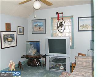 10 Lawnside Road Cheltenham, PA 19012 - Photo 7 of 8 Gallery Image 7