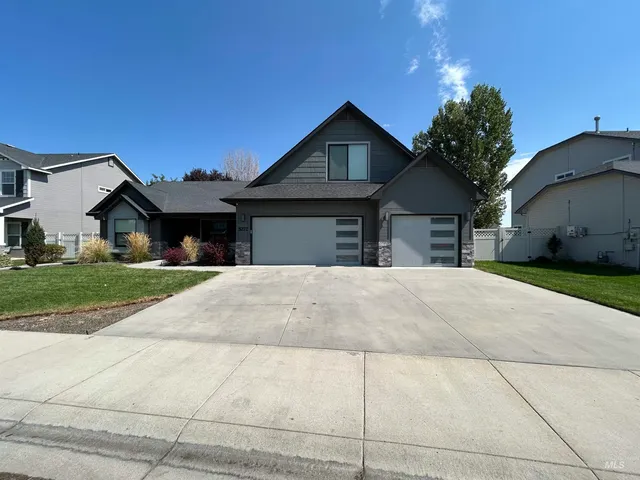 $519,900 | 5272 North Cortona Way, Meridian, ID 83646