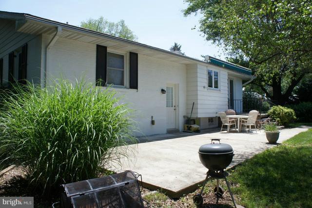 230 Chantrey Road Lutherville-Timonium, MD 21093 - Photo 29 of 30 Exterior (Rear)