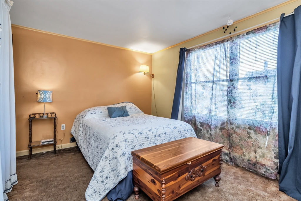 45 Middlebury Street Lawrence, MA 01841 - Photo 15 of 42