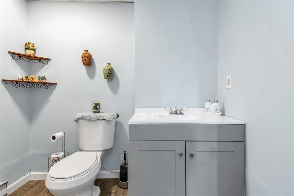 45 Middlebury Street Lawrence, MA 01841 - Photo 33 of 42