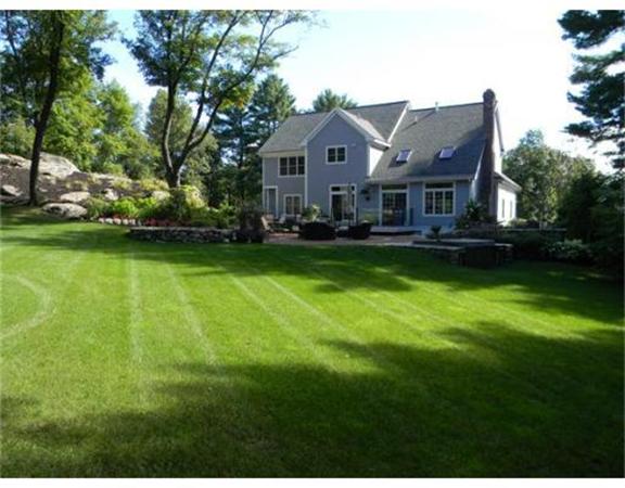 84 Harding Street Medfield, MA 02052 - Photo 3 of 30 Gallery Image 3