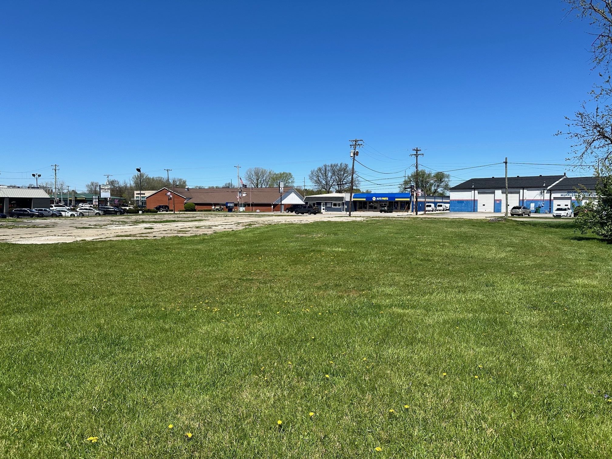 645-655 East Main Street Brownsburg, IN 46112 - Photo 6 of 24