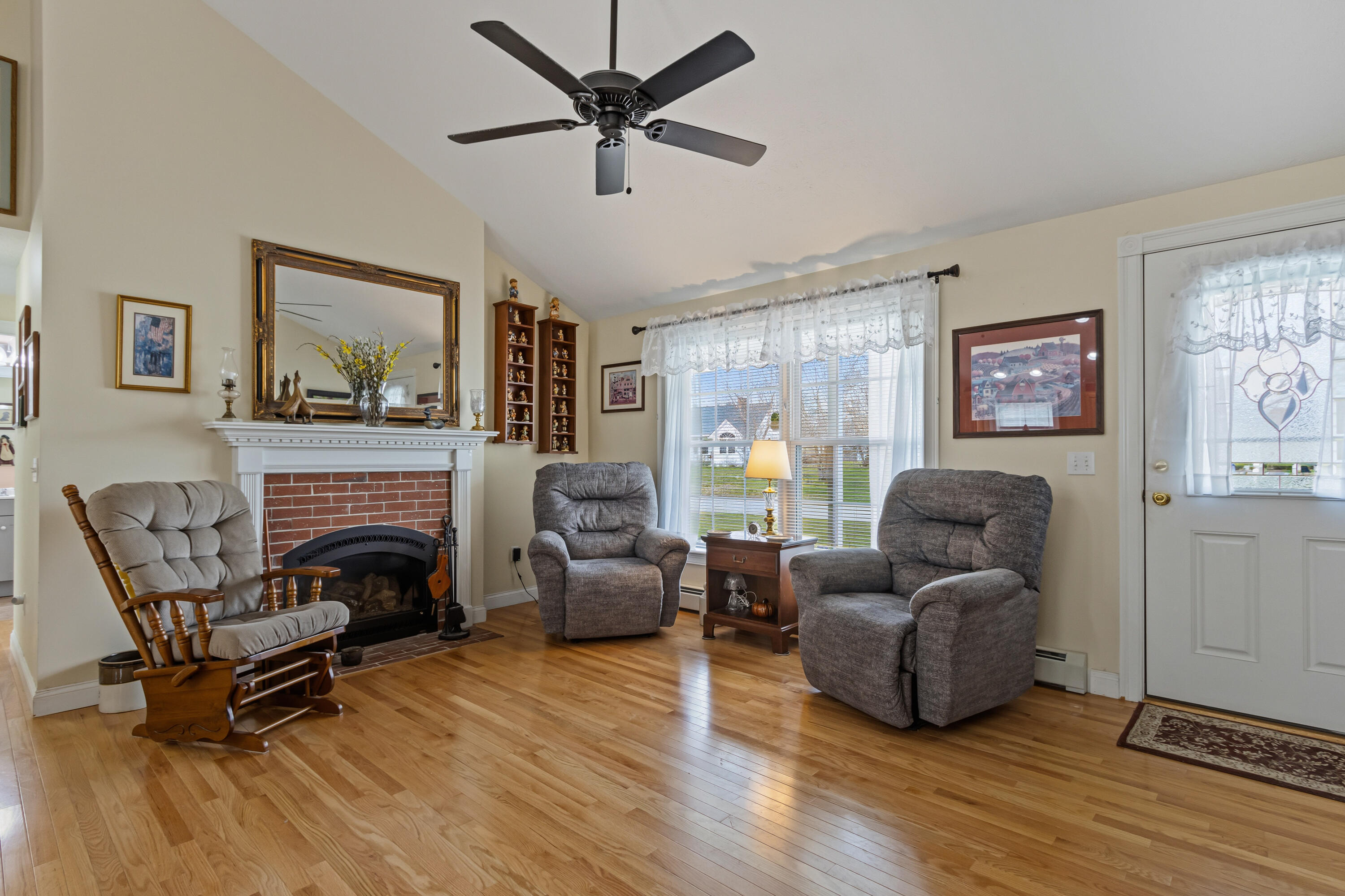 4 Chantelle Way Saco, ME 04072 - Photo 6 of 47 20260429DM-61005