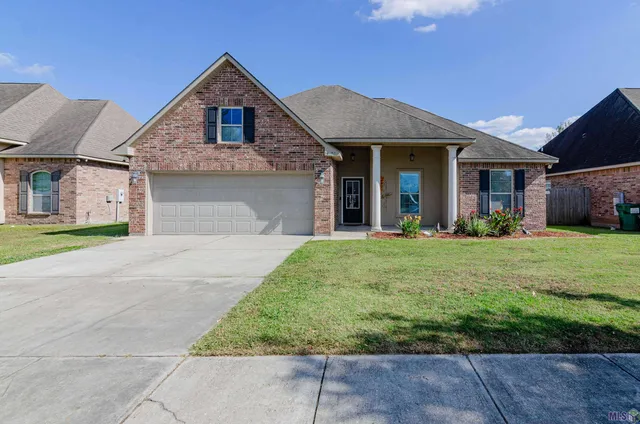 $289,999 | 16450 Timberstone Drive, Prairieville, LA 70769