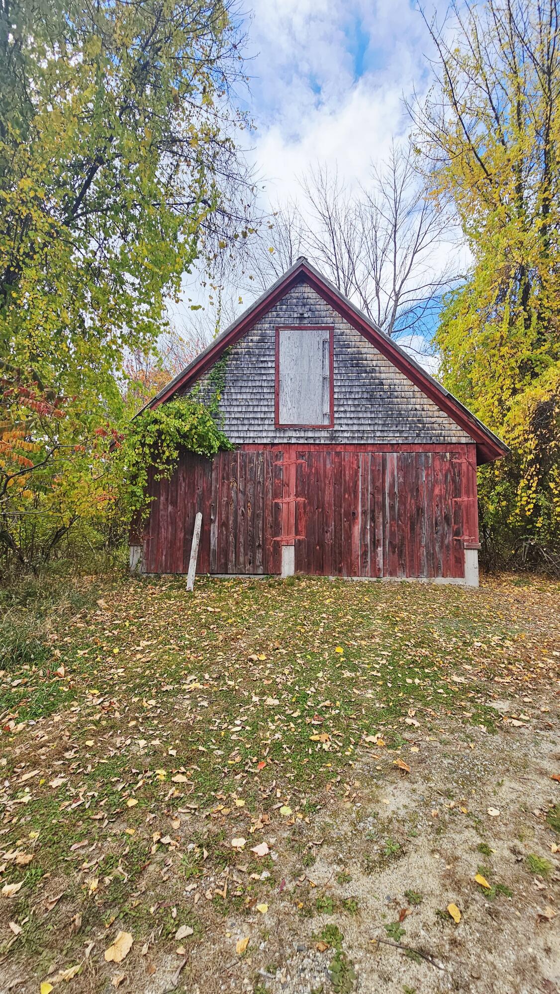 91 Patterson Road Limerick, ME 04048 - Photo 14 of 15 barn