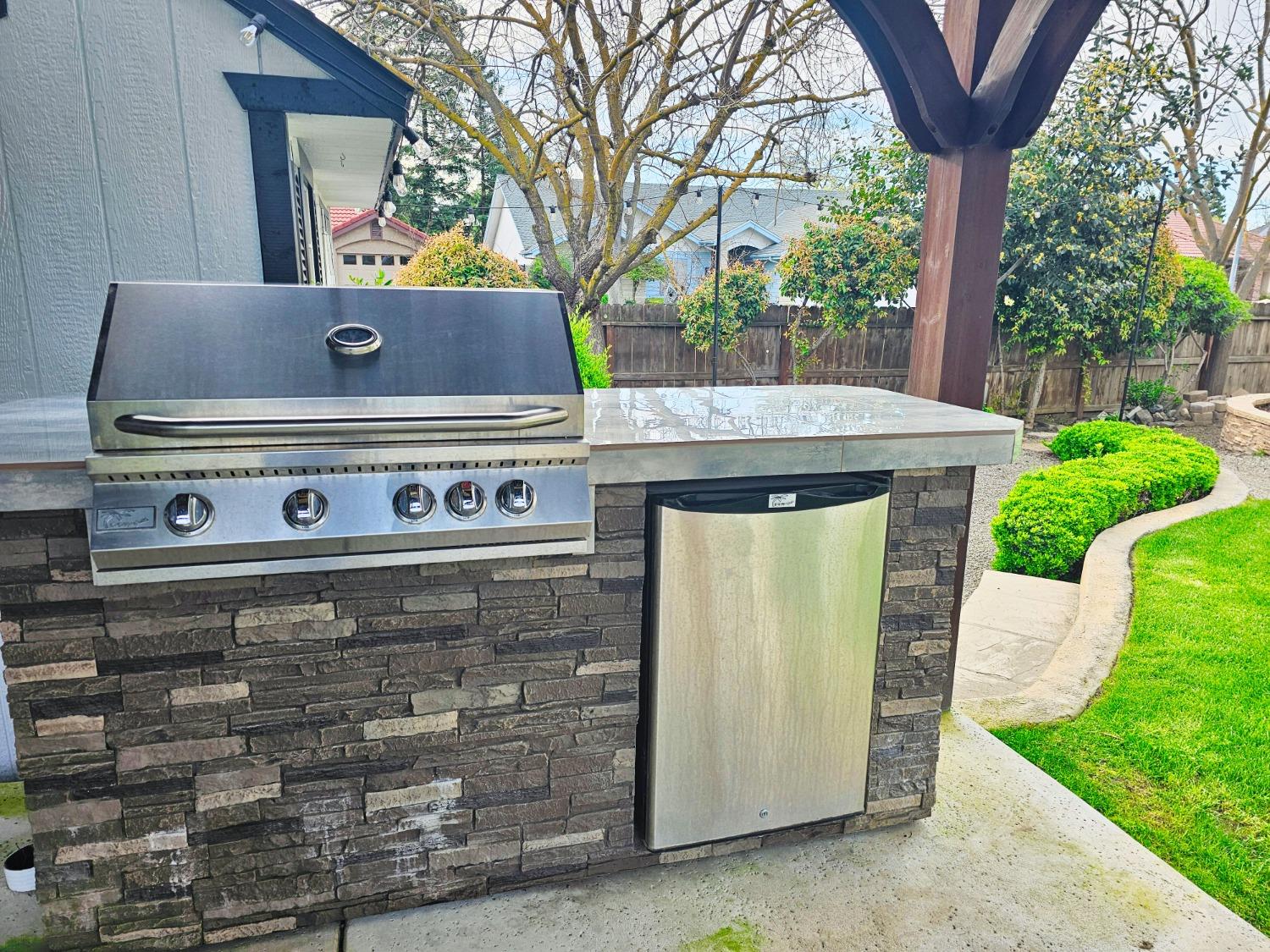 576 West Bedford Avenue Clovis, CA 93611 - Photo 69 of 79