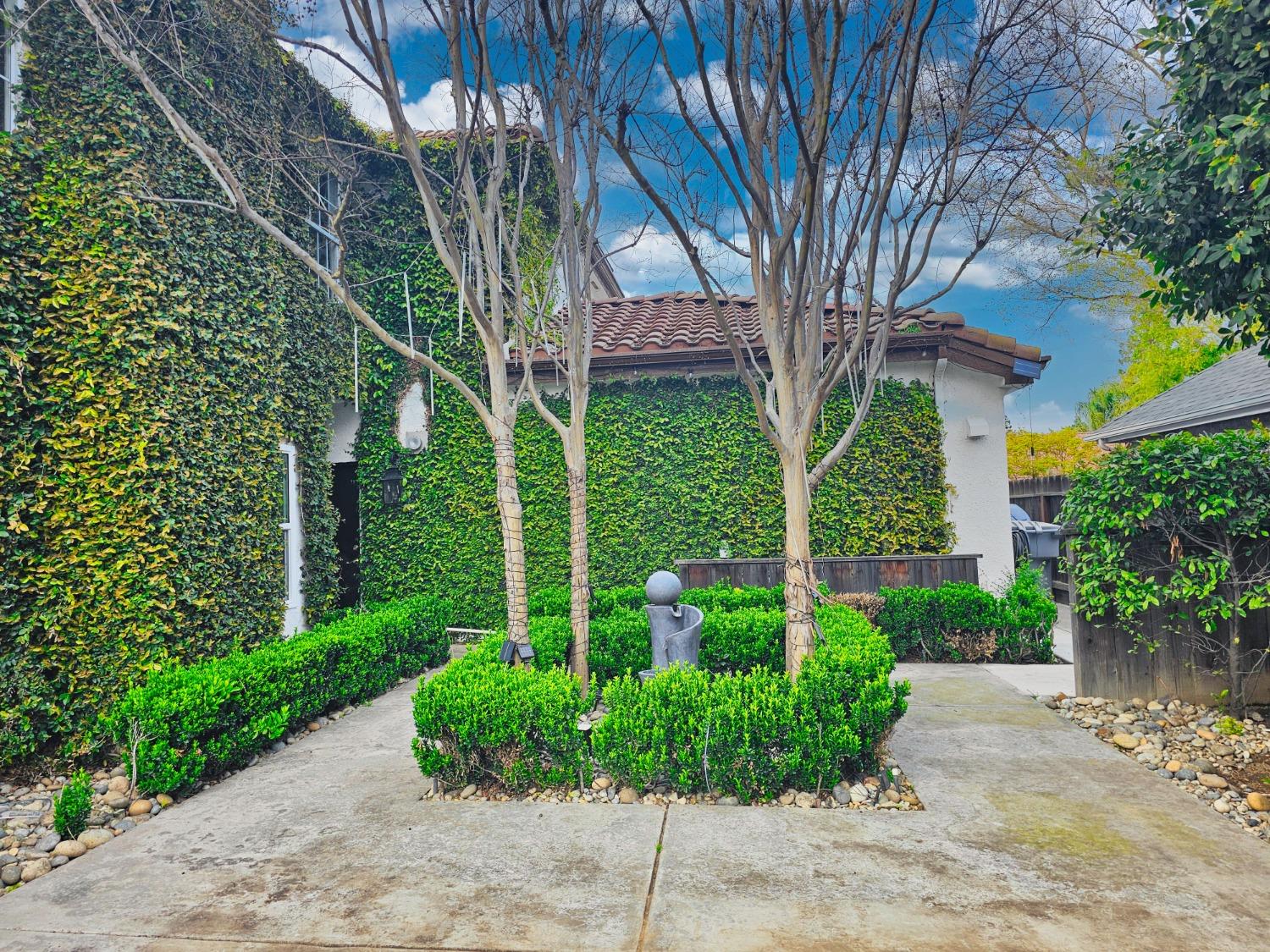 576 West Bedford Avenue Clovis, CA 93611 - Photo 76 of 79