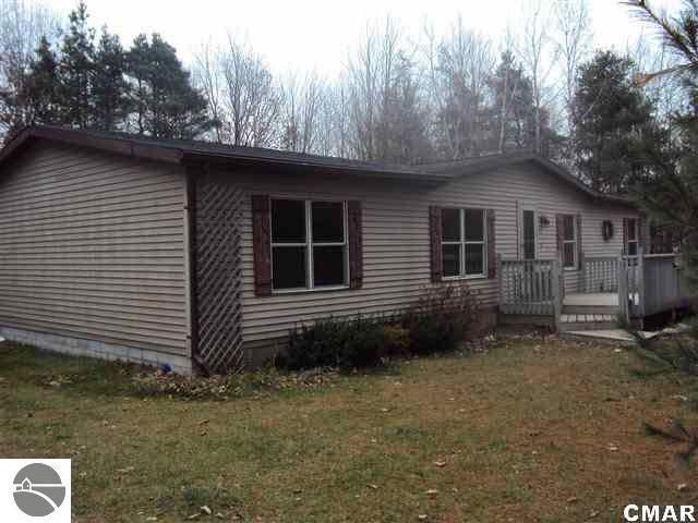 1021 South East County Line Road Shepherd, MI 48883 - Photo 1 of 9 1768230.JPG