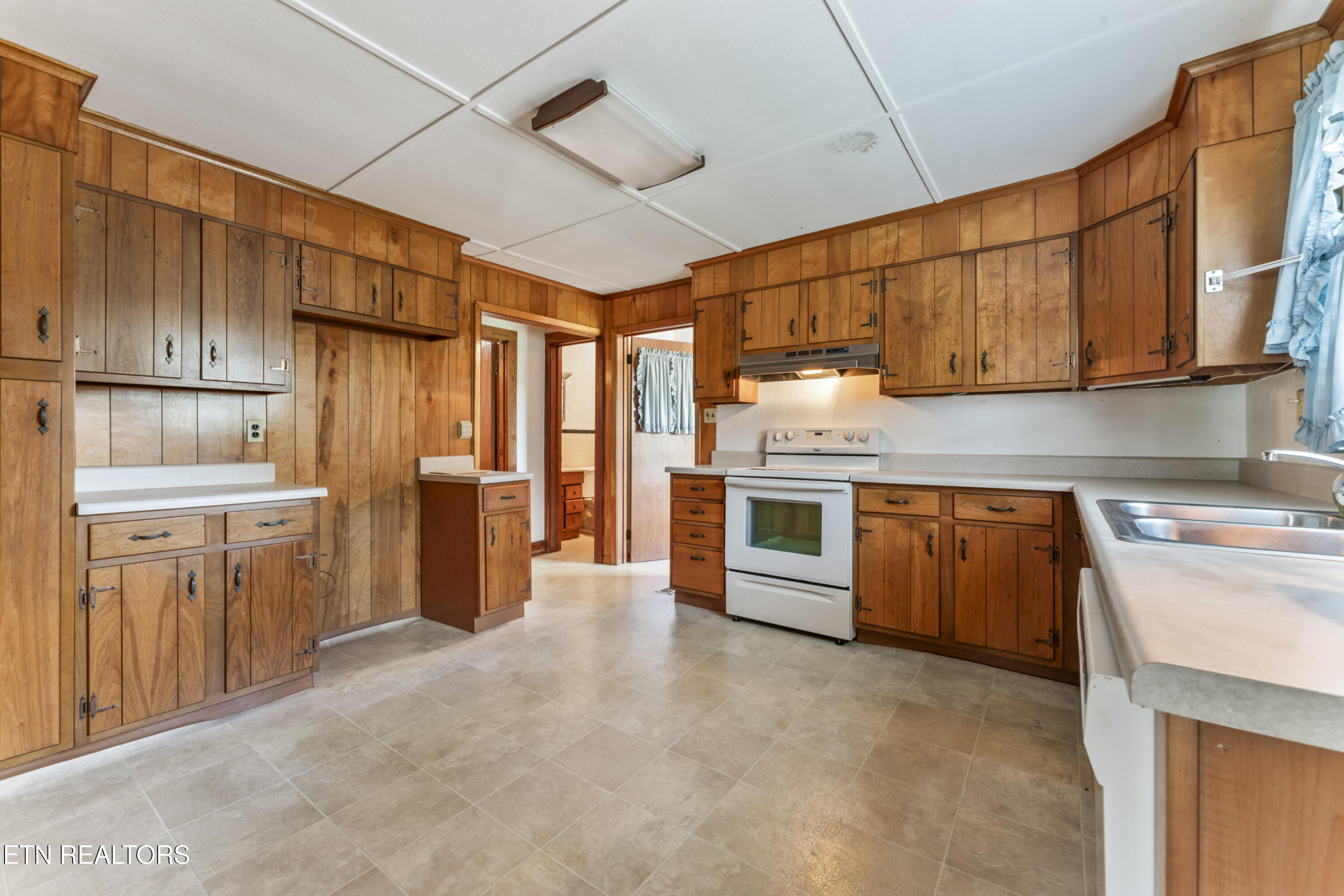 7518 Clapps Chapel Road Corryton, TN 37721 - Photo 13 of 38 photos_high_resolution_ABC08758