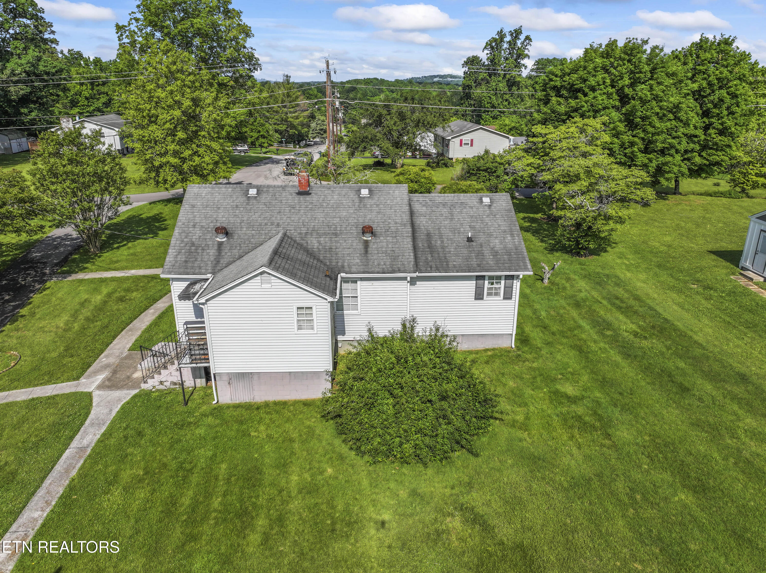 7518 Clapps Chapel Road Corryton, TN 37721 - Photo 38 of 38 photos_high_resolution_DJI_2025052120241