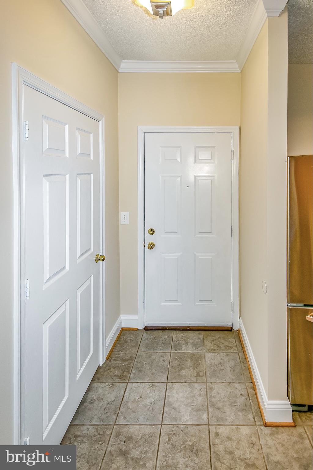 12005 Taliesin Place, Unit 13 Reston, VA 20190 - Photo 10 of 21 Entrance Foyer