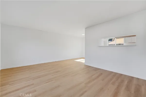 $2,700 | 8659 Chestnut Avenue, South Gate, CA 90280