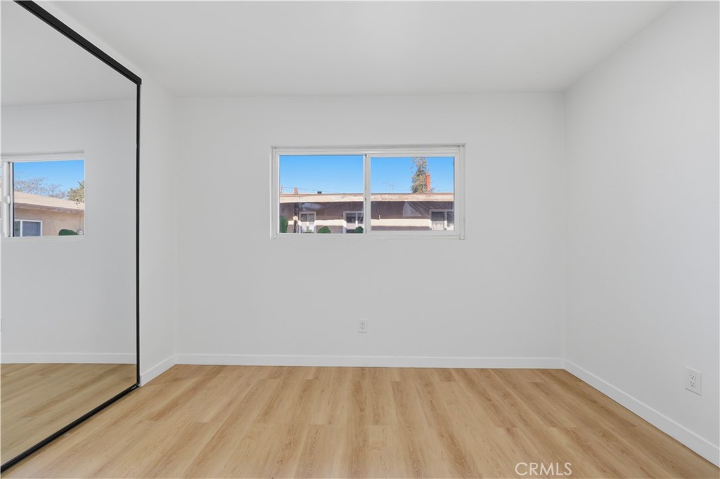 8659 Chestnut Avenue South Gate, CA 90280 - Photo 10 of 14