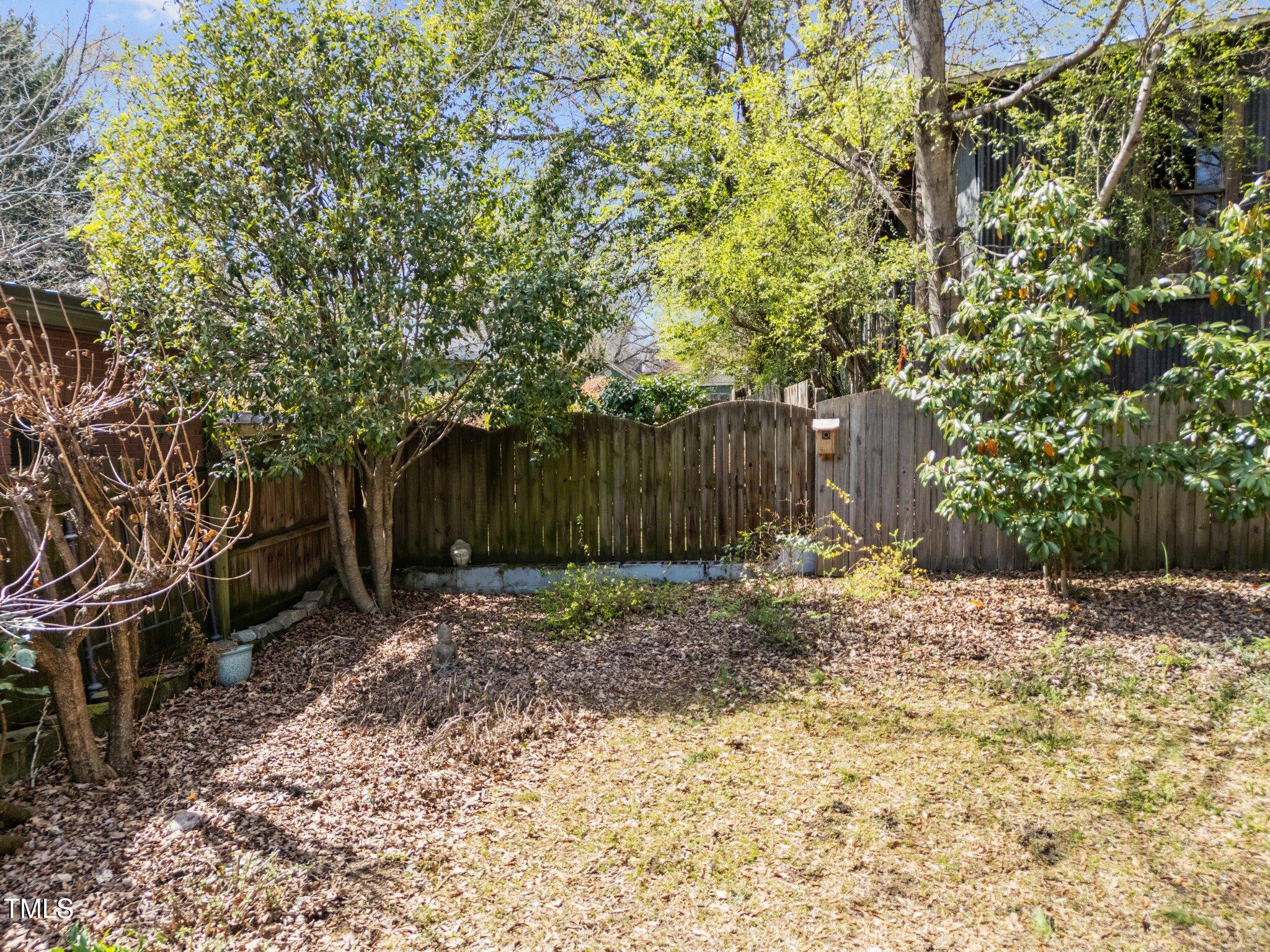 417 Elm Street Raleigh, NC 27604 - Photo 41 of 54 42-web-or-mls-DJI_20250319141008_0714_D