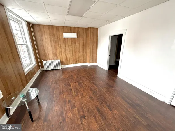 $1,200 | 136 South 5th Street, Unit 2F, Reading, PA 19602