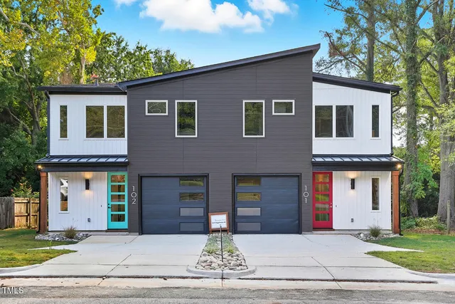 $480,000 | 304 North King Charles Road, Unit 101, Raleigh, NC 27610