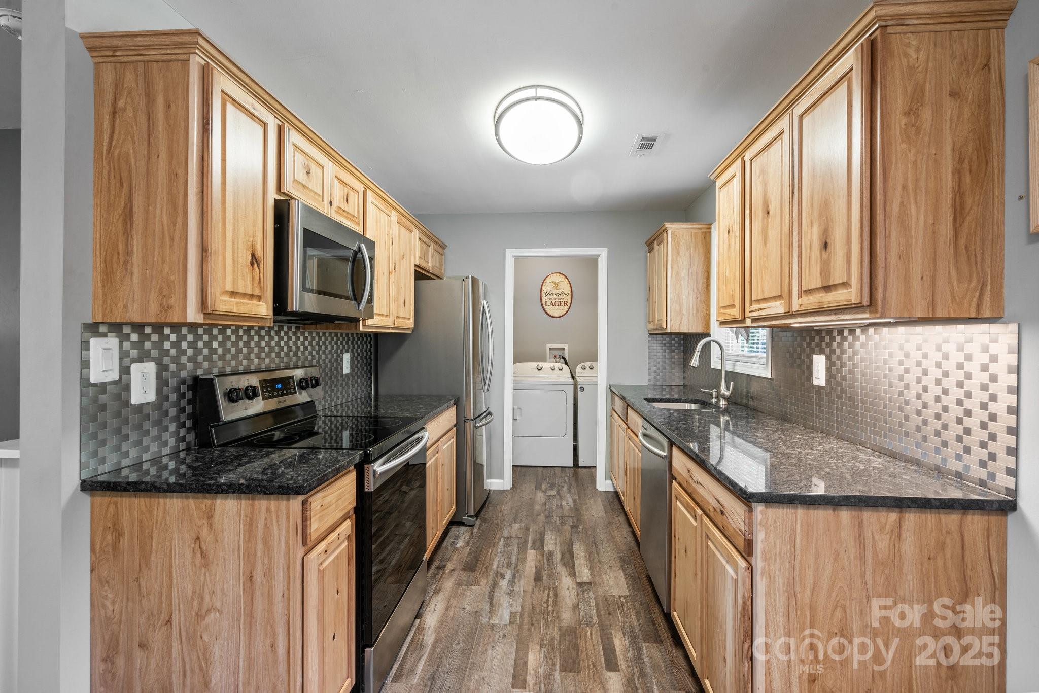 335 Adolphus Road Salisbury, NC 28146 - Photo 9 of 24