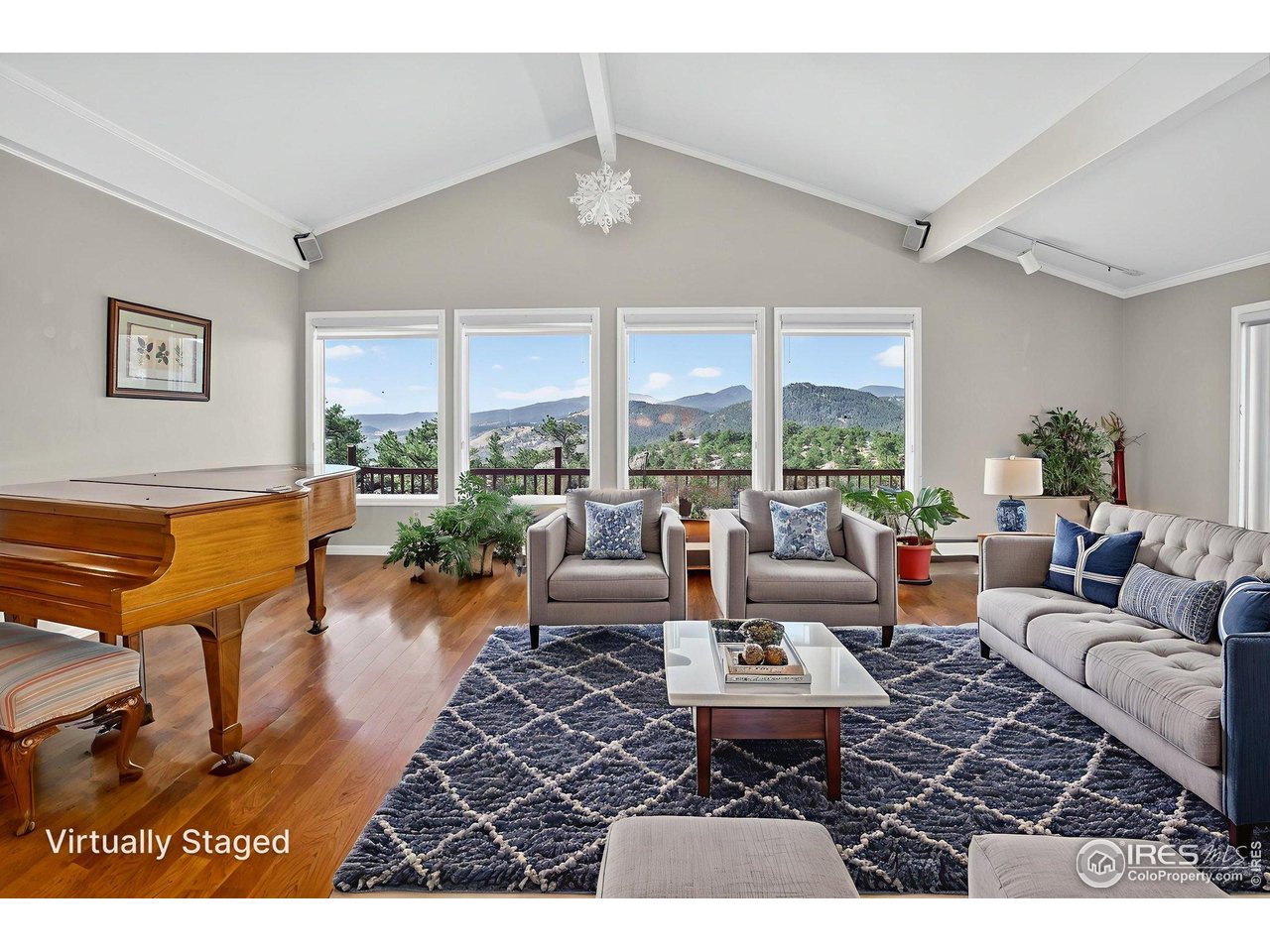 1960 Colard Lane Lyons, CO 80540 - Photo 3 of 40 Living Room