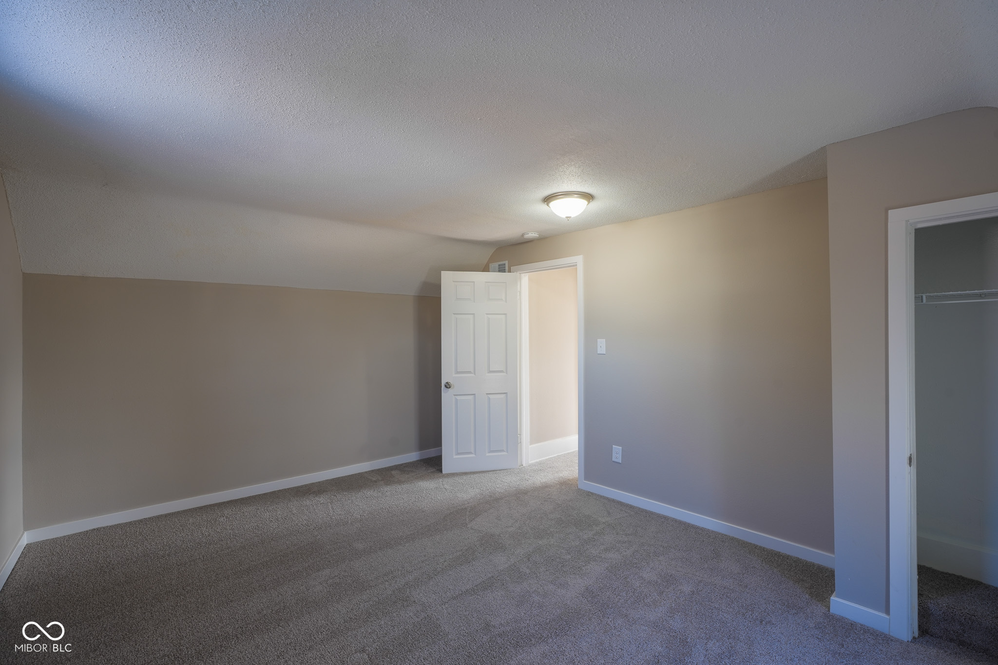 516 West 4th Street Anderson, IN 46016 - Photo 15 of 20